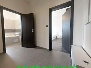 Pronájem bytu 2+kk, Praha - Hostivař, 46 m2
