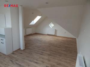Pronájem bytu 2+kk, Rakovník, Bezděkov, 54 m2
