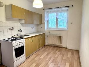 Pronájem bytu 2+1, Pardubice - Bílé Předměstí, Ke Kamenci, 57 m2