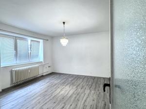 Pronájem bytu 2+1, Pardubice - Bílé Předměstí, Ke Kamenci, 57 m2