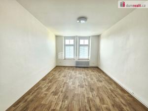 Pronájem bytu 2+1, Plzeň - Jižní Předměstí, Hálkova, 67 m2