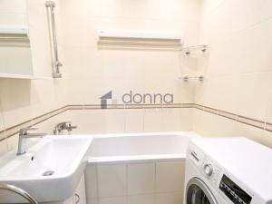 Pronájem bytu 3+kk, Praha, Mikulova, 64 m2