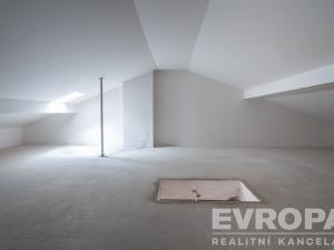 Prodej rodinného domu, Praha - Řeporyje, Dělená, 155 m2