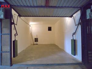 Pronájem garáže, Zlín, Strážná, 16 m2