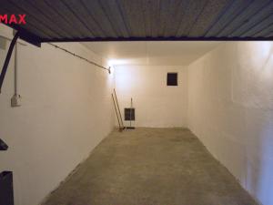 Pronájem garáže, Zlín, Strážná, 16 m2