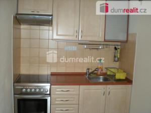 Pronájem bytu 1+kk, Praha - Vršovice, Přípotoční, 30 m2