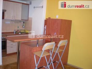 Pronájem bytu 1+kk, Praha - Vršovice, Přípotoční, 30 m2