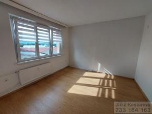 Pronájem bytu 2+1, Bruntál, Jesenická, 55 m2