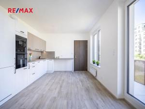 Prodej bytu 3+kk, Praha - Dolní Měcholupy, Kardausova, 74 m2