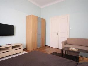Pronájem bytu 2+kk, Praha - Žižkov, Bořivojova, 40 m2