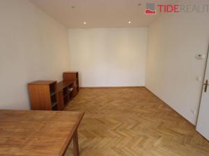 Pronájem bytu 2+kk, Praha - Nové Město, Vojtěšská, 45 m2