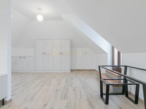 Pronájem bytu 1+kk, Olomouc, Šemberova, 72 m2