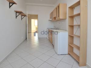 Pronájem bytu 1+1, Praha, Šrobárova, 59 m2