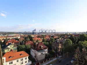 Pronájem bytu 1+1, Praha, Šrobárova, 59 m2