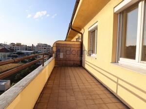 Pronájem bytu 1+1, Praha, Šrobárova, 59 m2