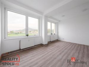 Pronájem bytu 2+kk, Mlékojedy, 64 m2