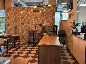 Pronájem restaurace, Praha - Stodůlky, Mukařovského, 120 m2