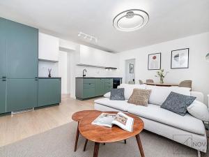 Prodej bytu 4+kk, Praha - Strašnice, Černokostelecká, 70 m2