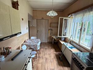 Prodej rodinného domu, Jimlín - Zeměchy, 214 m2