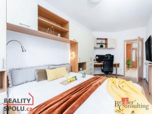 Prodej bytu 3+kk, Praha - Modřany, Semická, 92 m2