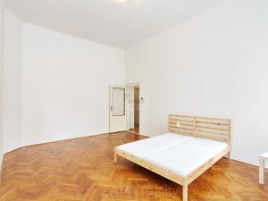 Pronájem bytu 2+1, Praha - Žižkov, Blahníkova, 69 m2
