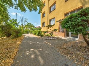 Prodej bytu 2+1, Praha - Vokovice, Syrská, 51 m2