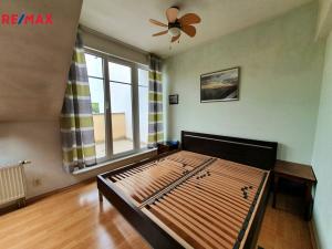 Pronájem bytu 3+kk, Praha, Kašparovo náměstí, 80 m2