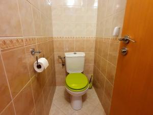Pronájem bytu 3+kk, Praha, Kašparovo náměstí, 80 m2