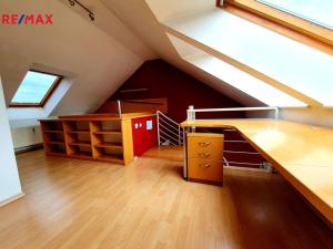 Pronájem bytu 3+kk, Praha, Kašparovo náměstí, 80 m2