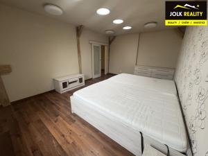 Pronájem bytu 3+kk, Opava, Horní náměstí, 213 m2