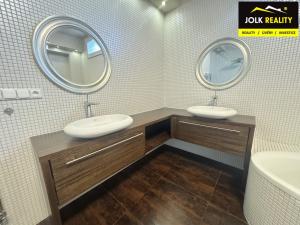 Pronájem bytu 3+kk, Opava, Horní náměstí, 213 m2