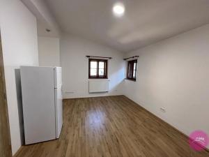 Pronájem bytu 1+kk, Olomouc, Uhelná, 33 m2