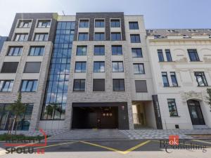 Pronájem bytu 1+kk, Praha - Holešovice, U průhonu, 32 m2