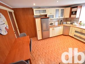 Pronájem bytu 4+1, Karlovy Vary, Třeboňská, 74 m2