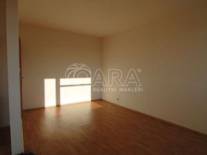 Pronájem bytu 1+kk, Praha - Vinoř, Českodubská, 43 m2