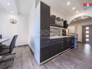 Prodej bytu 4+1, Chomutov, Kamenná, 79 m2