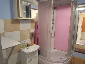 Pronájem bytu 1+kk, Praha - Krč, Točitá, 34 m2