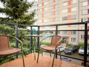 Pronájem bytu 2+1, Praha, Tavolníková, 56 m2