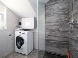 Prodej bytu 3+kk, Vodice, Chorvatsko, Srima XVII, 46 m2