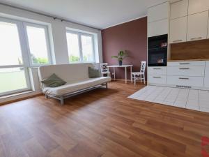 Pronájem bytu 1+kk, Praha - Horní Měcholupy, Boloňská, 39 m2