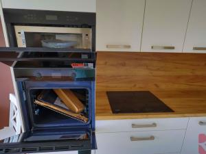 Pronájem bytu 1+kk, Praha - Horní Měcholupy, Boloňská, 39 m2