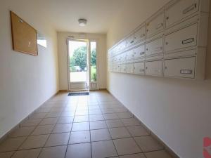 Pronájem bytu 1+kk, Praha - Horní Měcholupy, Boloňská, 39 m2
