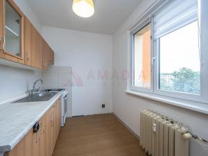 Prodej bytu 2+1, Praha - Malešice, Káranská, 52 m2