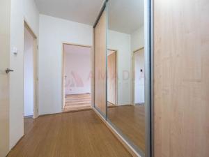 Prodej bytu 2+1, Praha - Malešice, Káranská, 52 m2