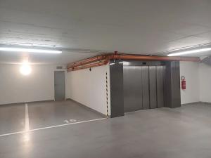 Prodej garážového stání, Brno, Poděbradova, 24 m2