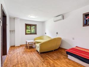 Prodej chaty, Praha - Lipence, U Kazína, 39 m2