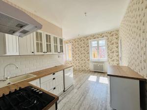 Pronájem bytu 2+1, Teplice, Masarykova třída, 68 m2