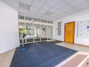Pronájem skladu, Ostrava, 302 m2