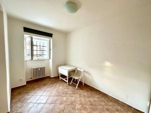 Pronájem bytu 1+kk, Praha - Smíchov, U Pernikářky, 20 m2