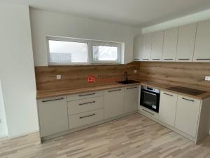Pronájem bytu 3+kk, Hořice, 65 m2